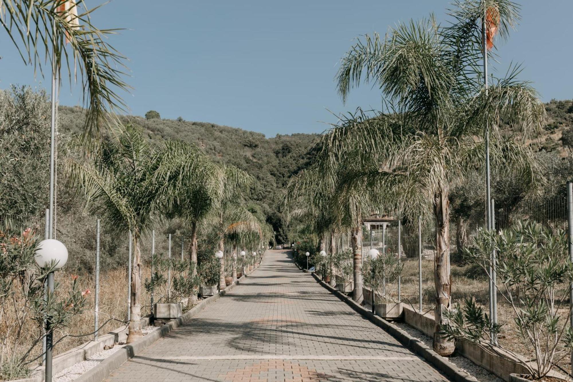 b&b Tenuta San Felice Campagna Bagian luar foto